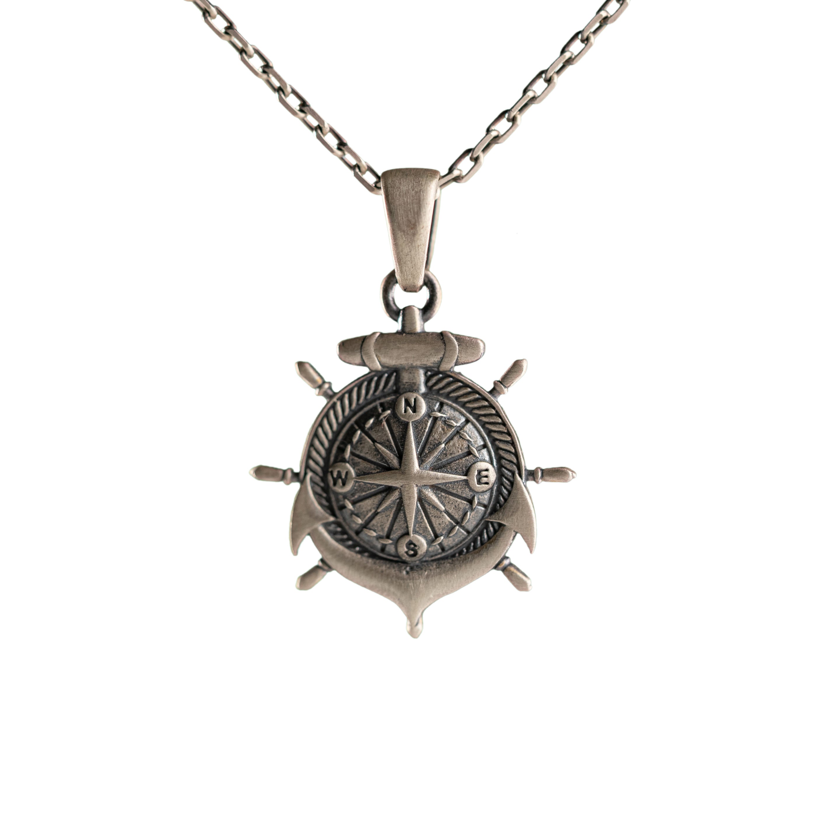 Anchor Compass Relief Motif Necklace