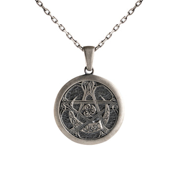 Circular Five-Pointed Geometric Motif Necklace
