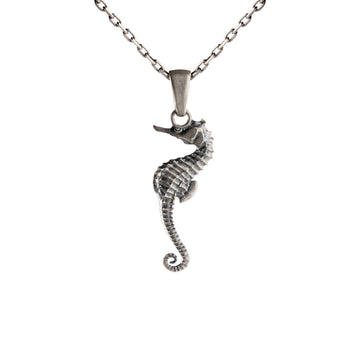 Sculpted Seahorse Motif Necklace