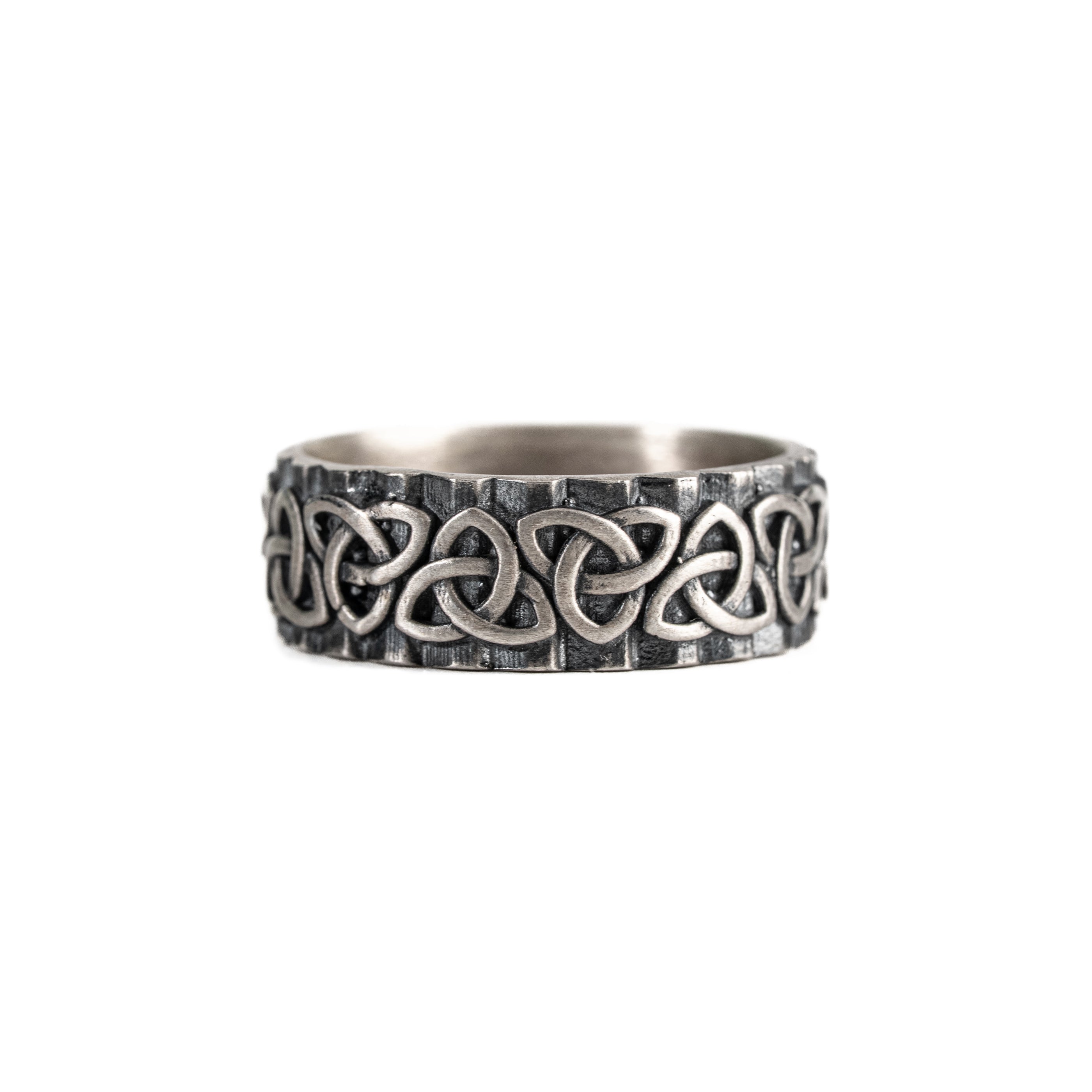Scottish Rope Triquetra Ring - Celtic Knot Motif | Cilveras