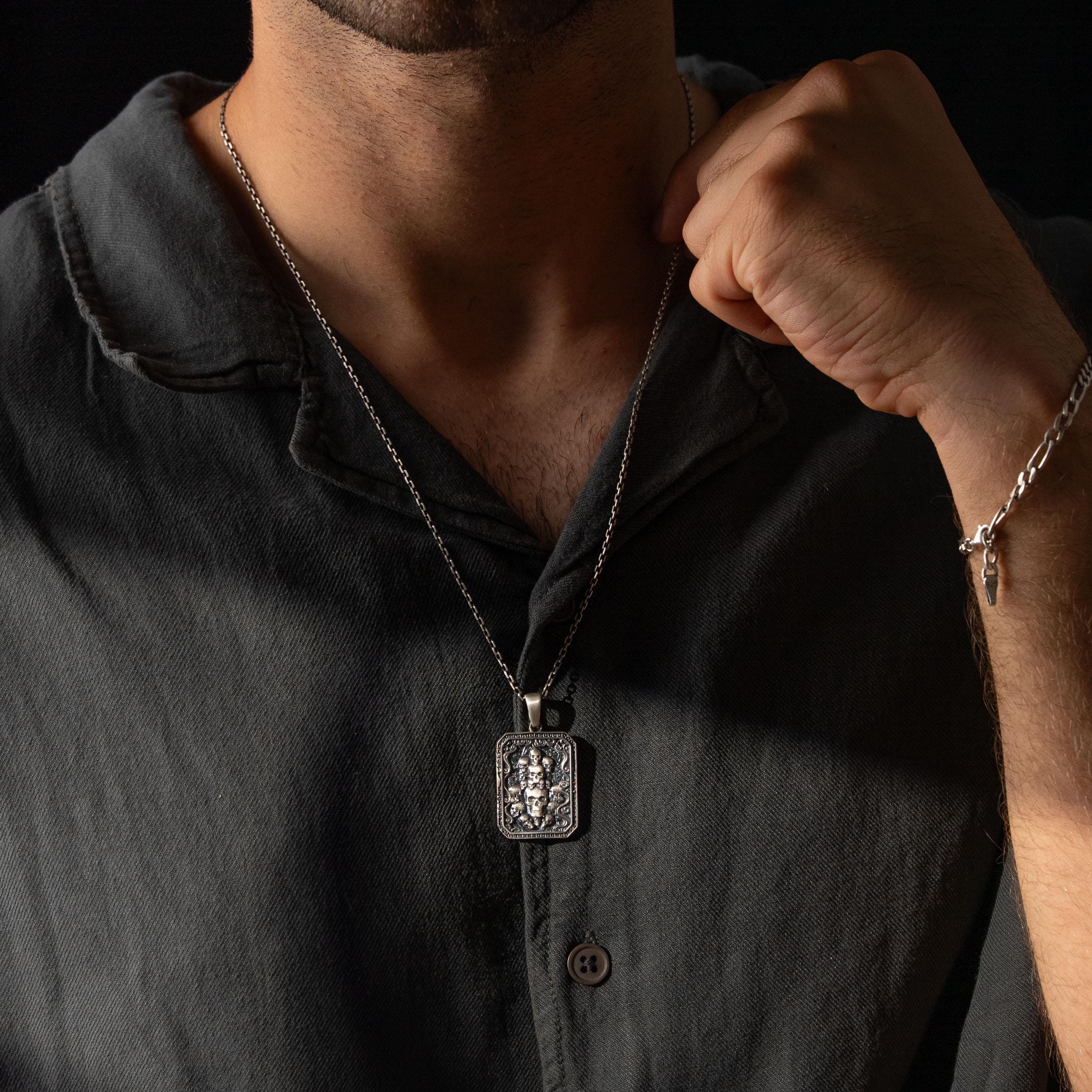 Skull Relief Motif Necklace